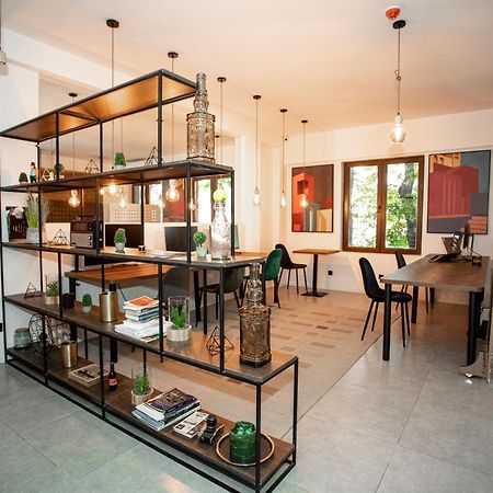 The Tbilisi Pod Hostel Luaran gambar