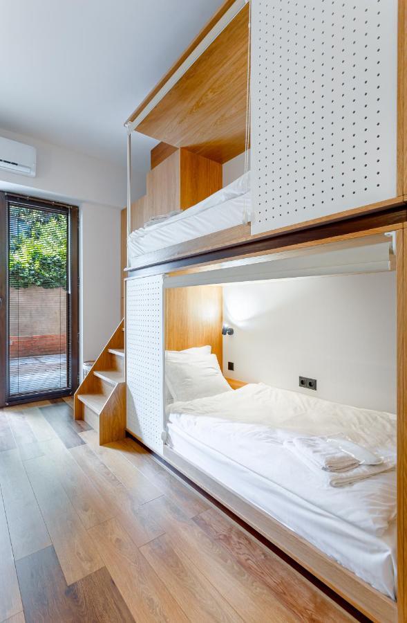 The Tbilisi Pod Hostel Luaran gambar