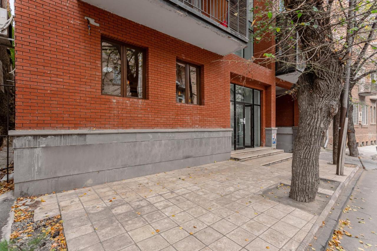 The Tbilisi Pod Hostel Luaran gambar