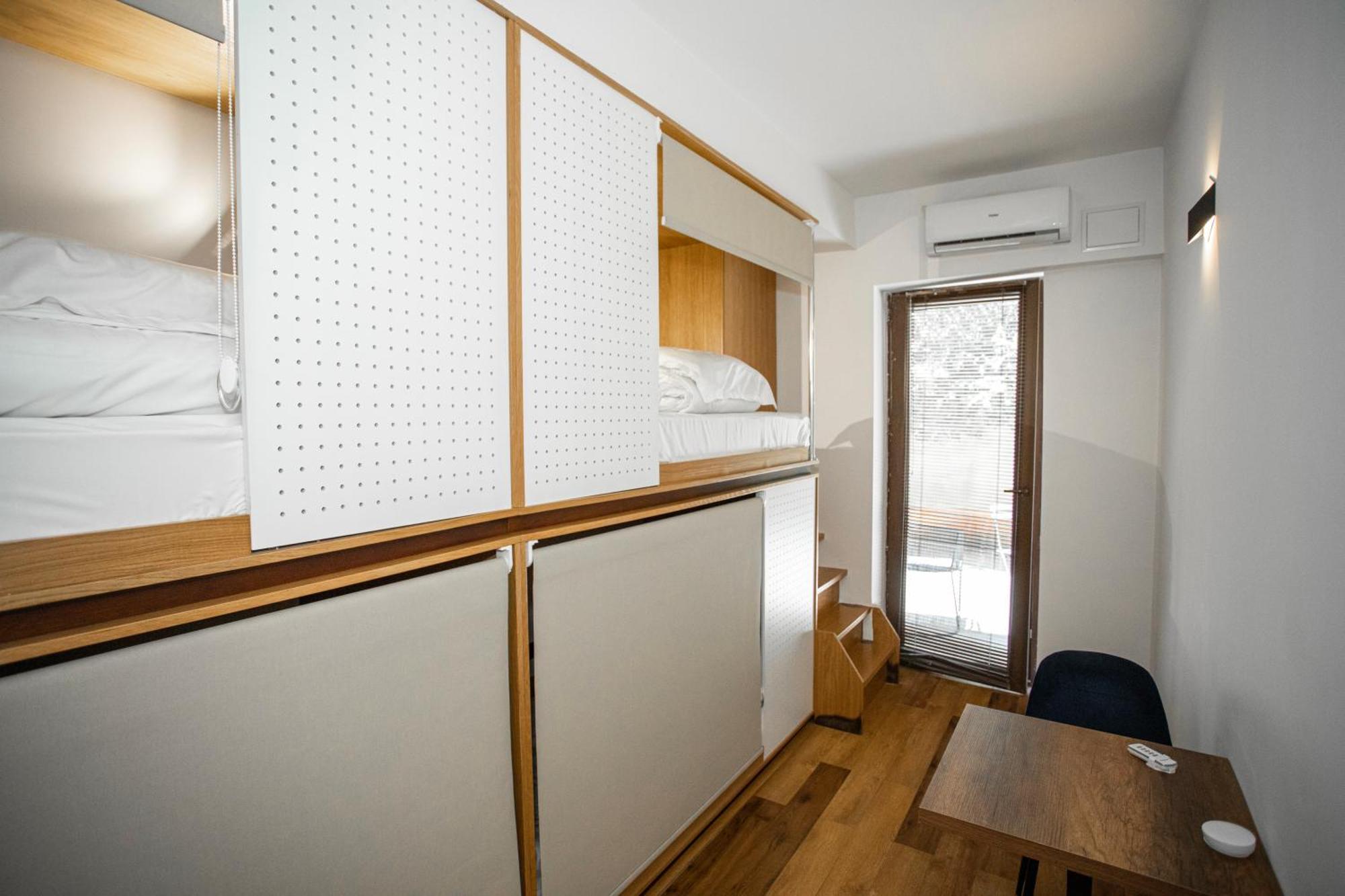 The Tbilisi Pod Hostel Luaran gambar