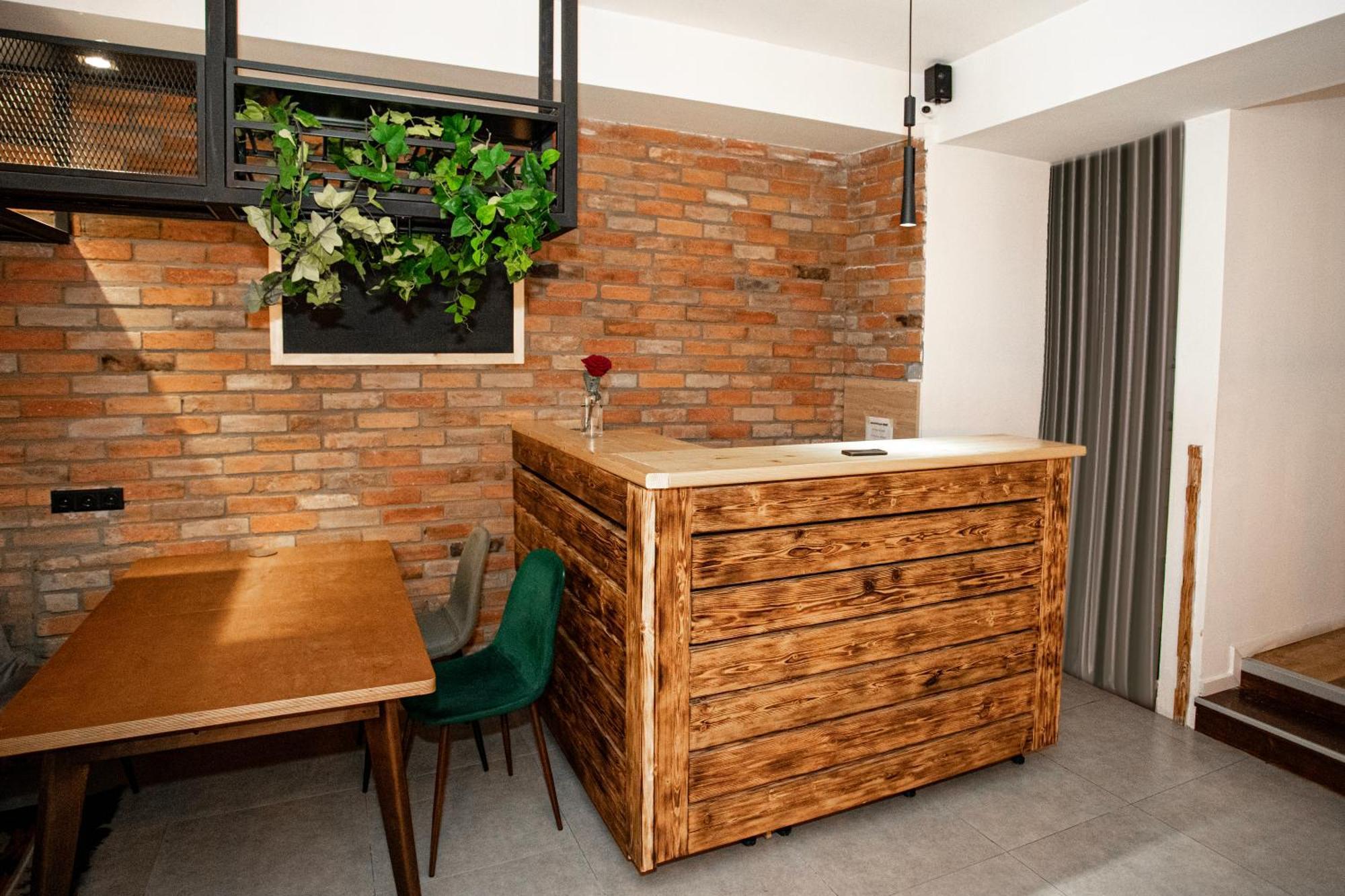 The Tbilisi Pod Hostel Luaran gambar