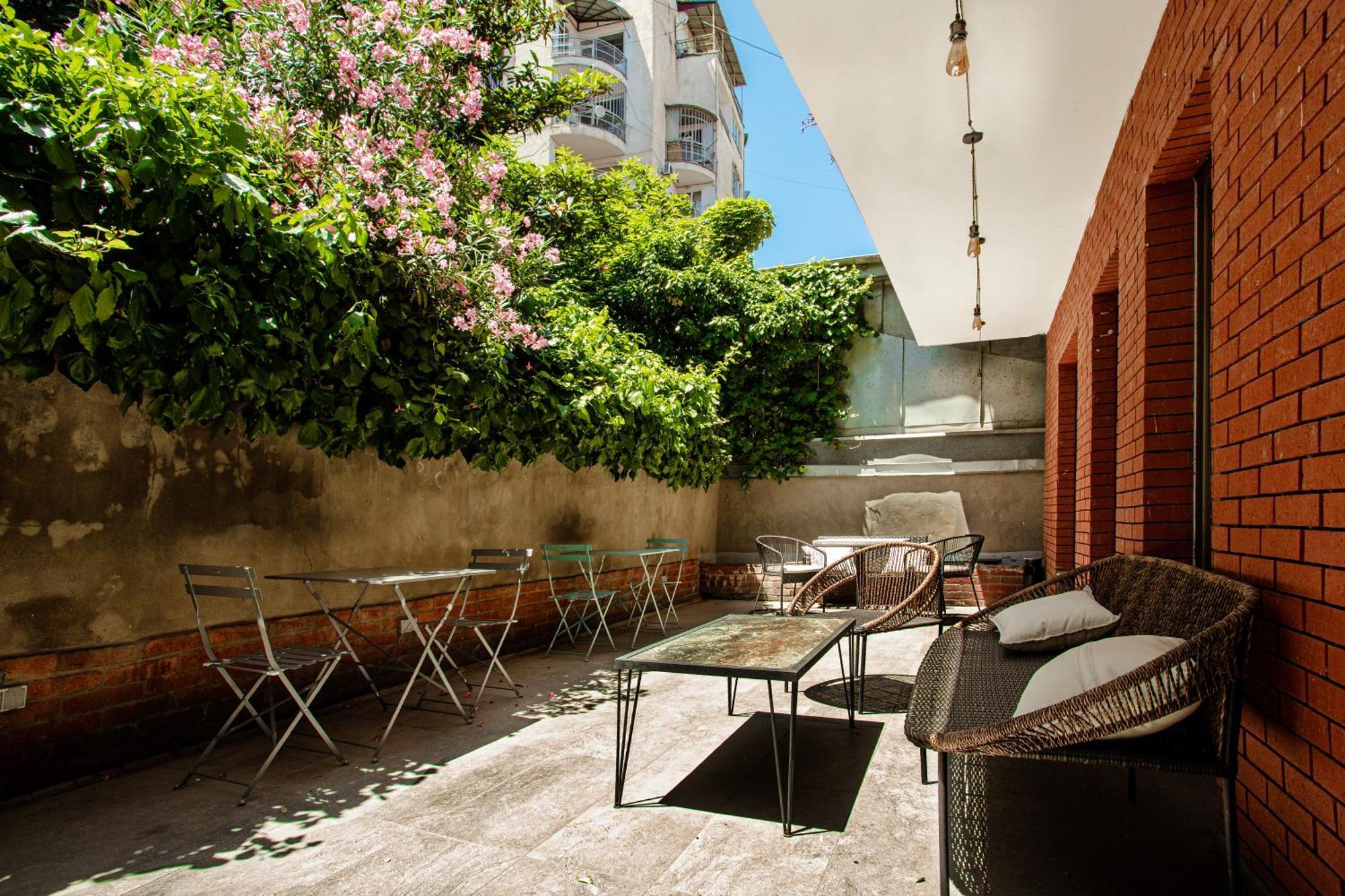 The Tbilisi Pod Hostel Luaran gambar
