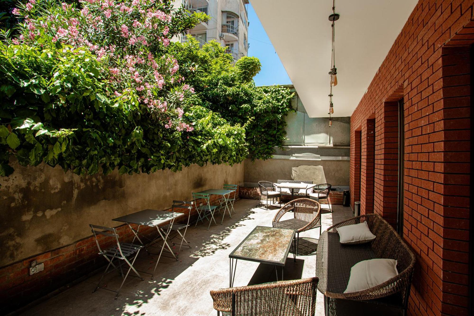 The Tbilisi Pod Hostel Luaran gambar
